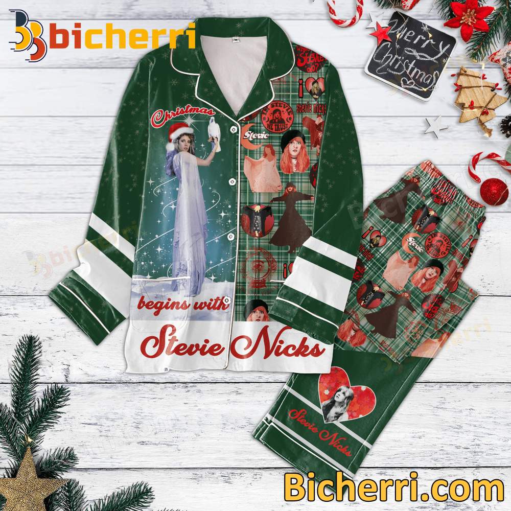 Christmas Begins With Stevie Nicks Women's Pajamas Set